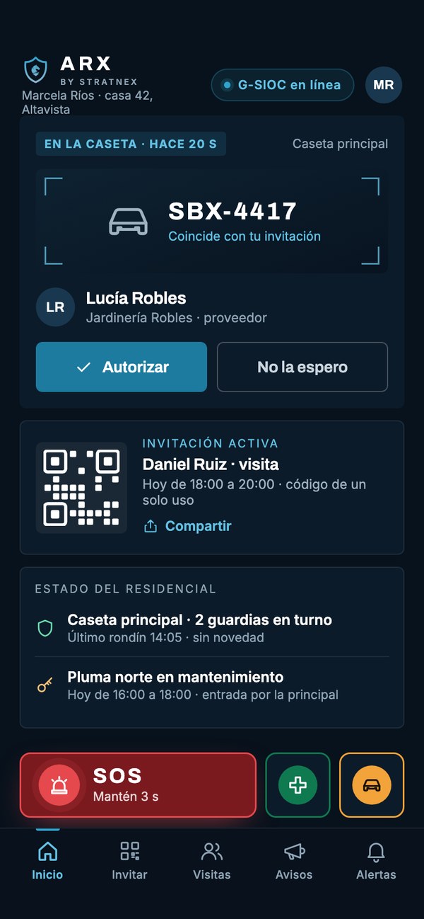 Modo residente: la visita que llegó a la caseta con su placa, la invitación activa con código de un solo uso y el estado del residencial.